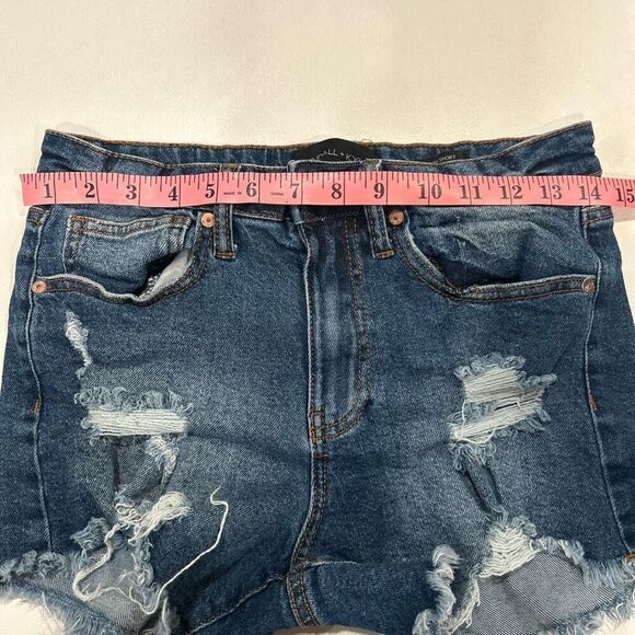 Kendall & Kylie Jean shorts Sz: 5/27 - Picture 5 of 6